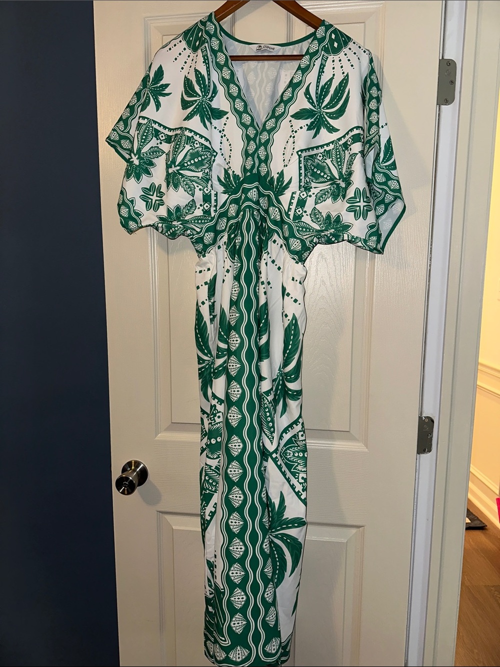 Cupshe Golden Dune ornate maxi dress - Picture 4 of 7